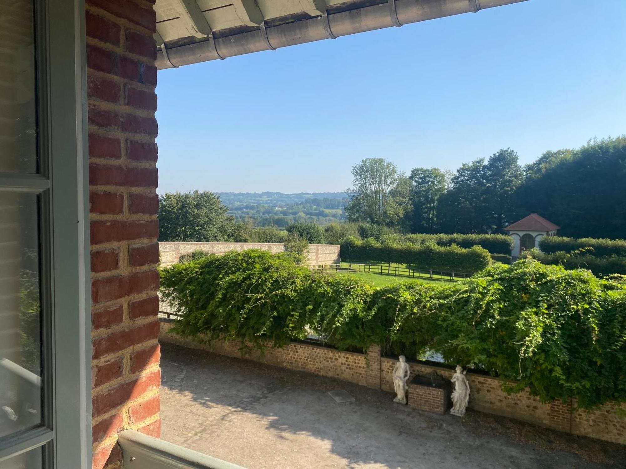 La Maison Du Cavalier, Chateau De Lavenue Pierrefitte-en-Auge Exteriör bild
